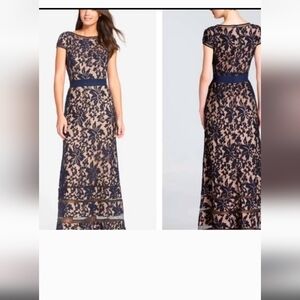 NWOT Tadashi Shoji Embroidered lace cap sleeve gown dress in navy/nude